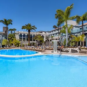 Adrián Colón Guanahaní Adultos Only Hotel